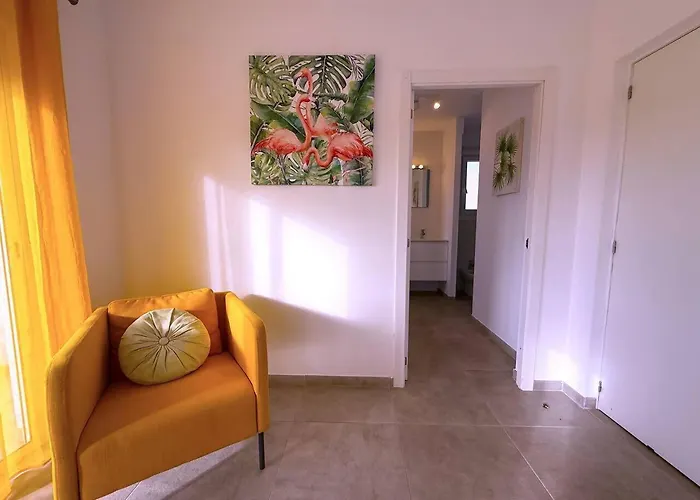 9- Mister Nine Villa *