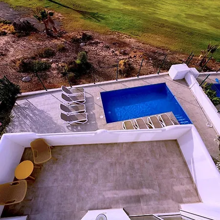 9- Mister Nine Villa *