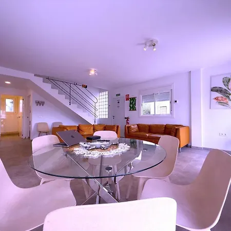 9- Mister Nine Villa *